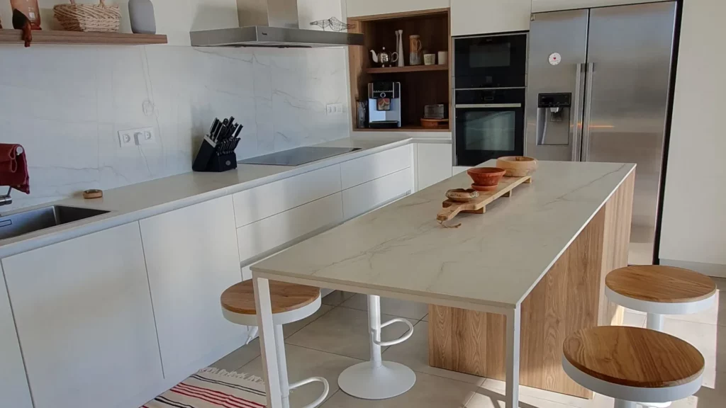 Projecte d'arquitectura tècnica per a un habitatge modern